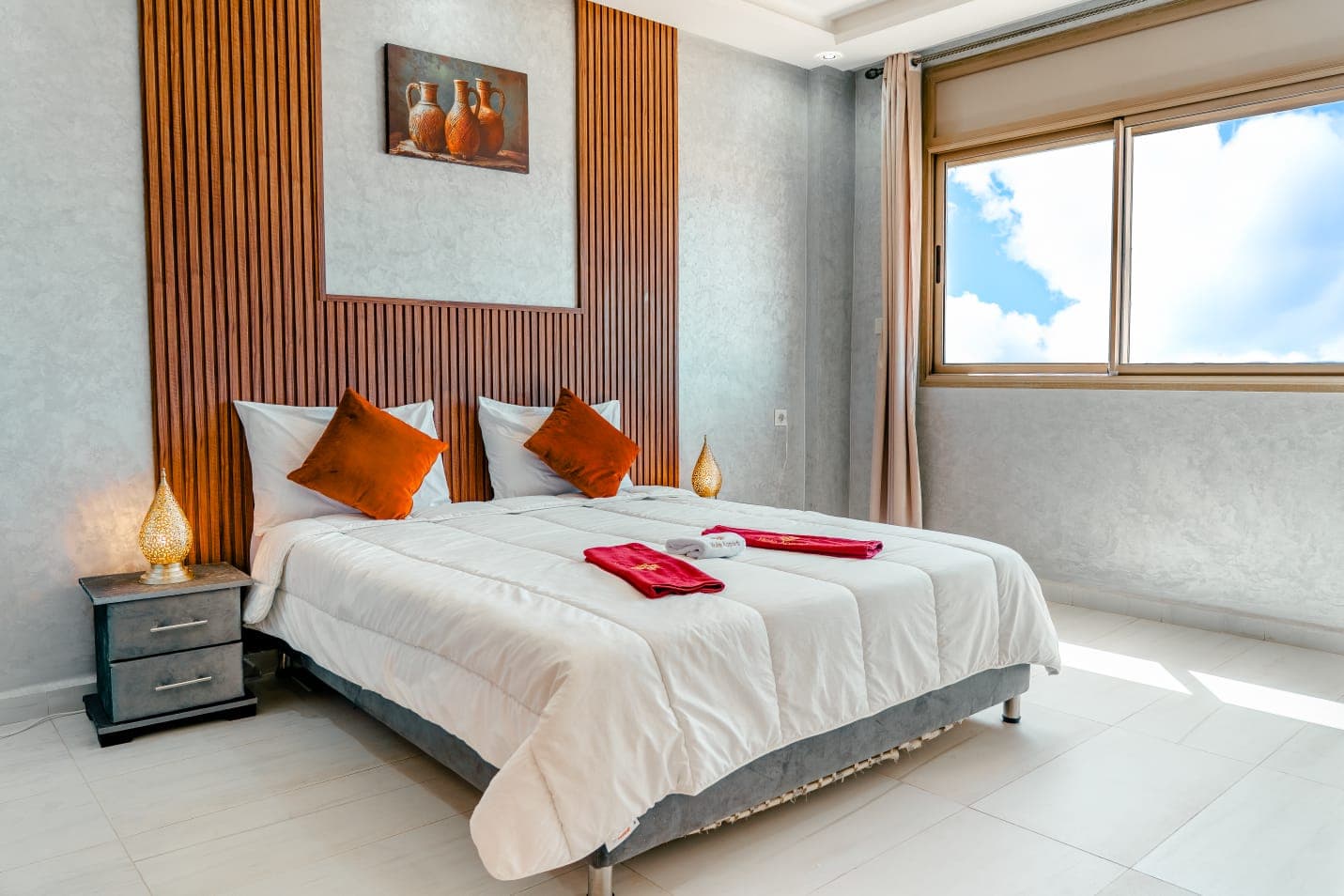 Chambre double lumineuse d’un appart’hôtel au centre de Dakhla